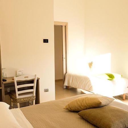 טראנובה די פולינו L&B Bed And Breakfast מראה חיצוני תמונה