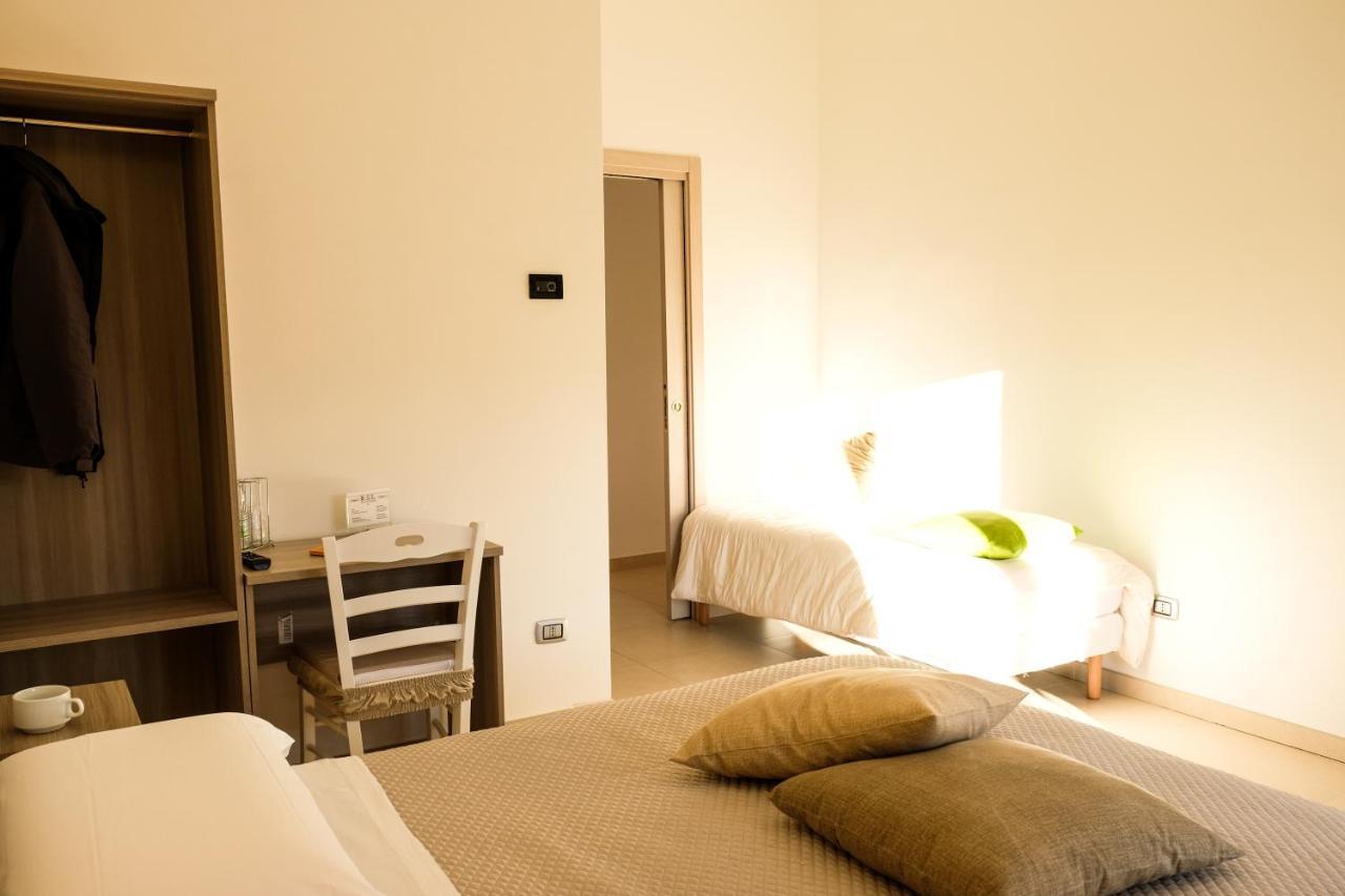 טראנובה די פולינו L&B Bed And Breakfast מראה חיצוני תמונה
