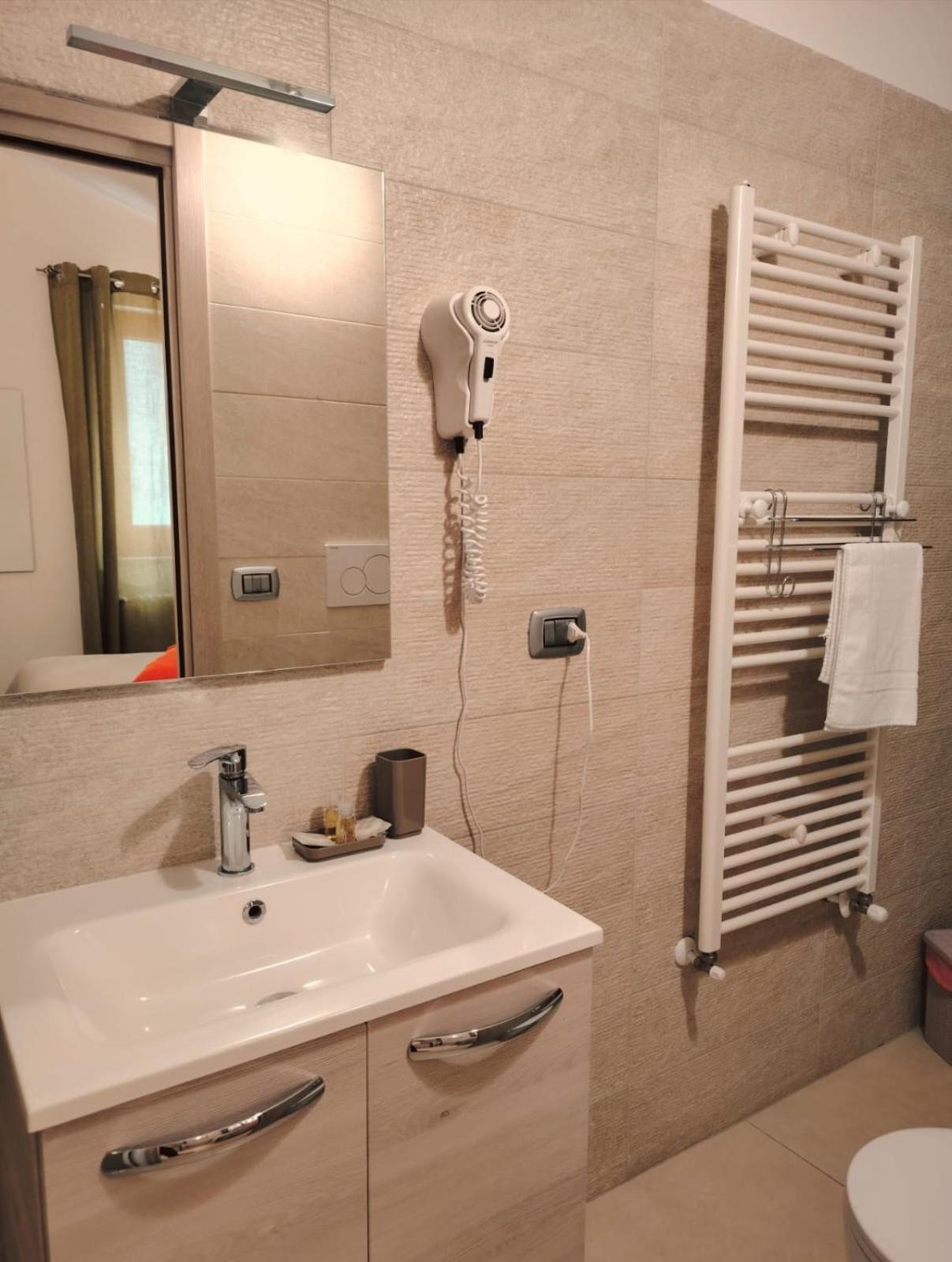 טראנובה די פולינו L&B Bed And Breakfast מראה חיצוני תמונה
